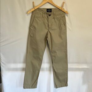 American Eagle Outfitters Olive Chinos